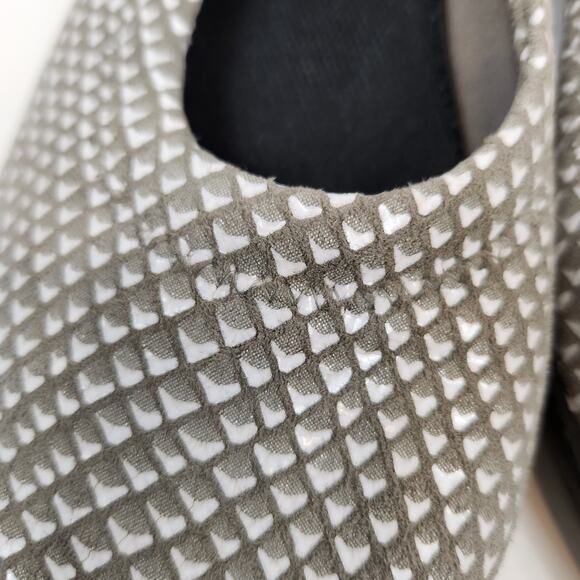 Arcopedico Women's Gray White Stretch Knit L15 Ballet Flats Size 38 - Picture 4 of 9